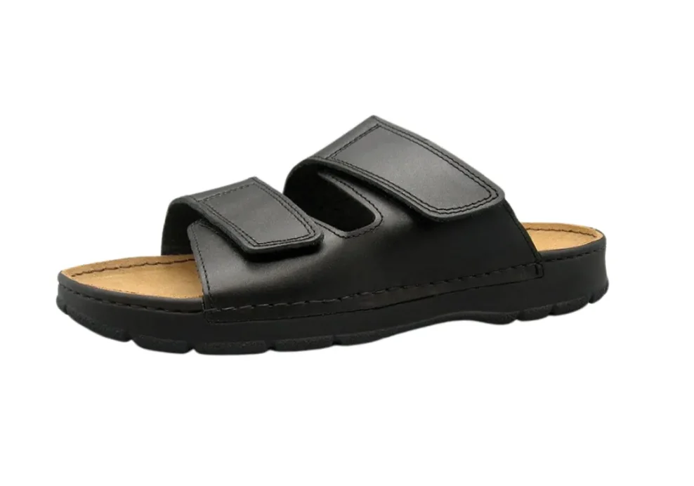 Muske natikace sa cickom crna1