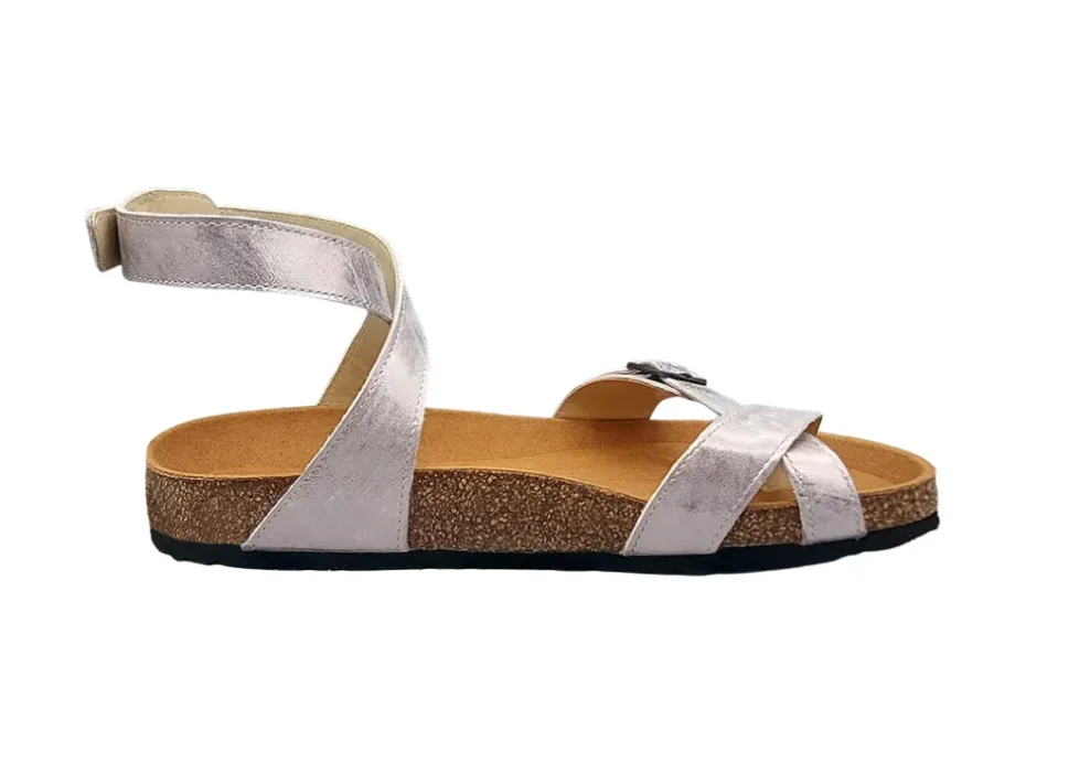 Zenske kozne sandale s remenima srebrna1