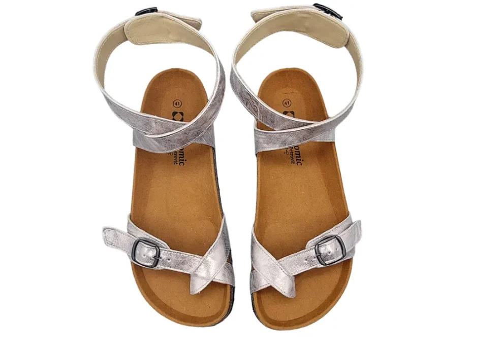 Zenske kozne sandale s remenima srebrna3