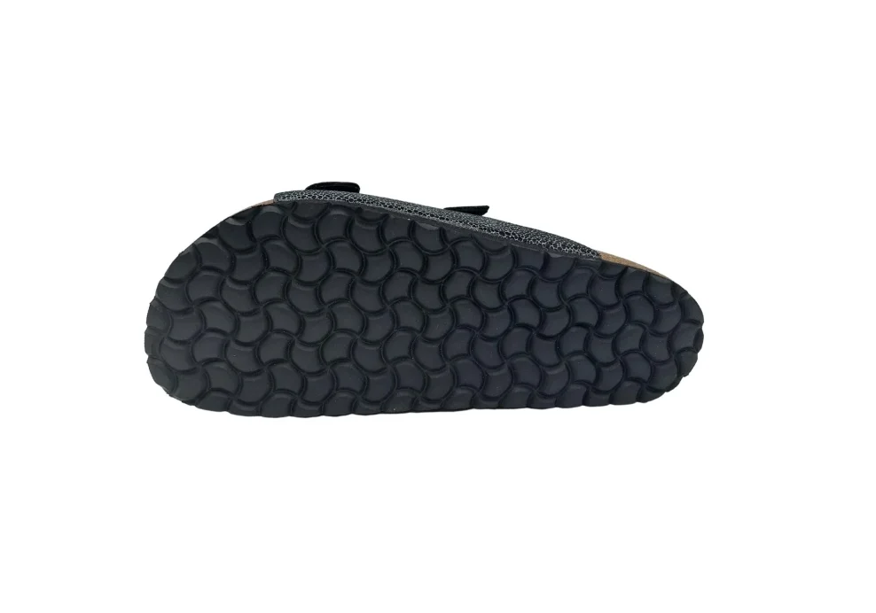 zenske natikace sa sirim remenom crna na tockice 1