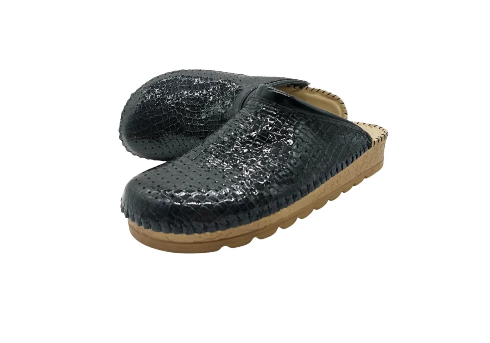 Black snake Lacqured