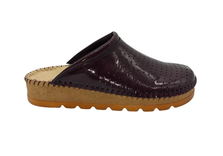 Dark cherry lacqured 20221005 154633