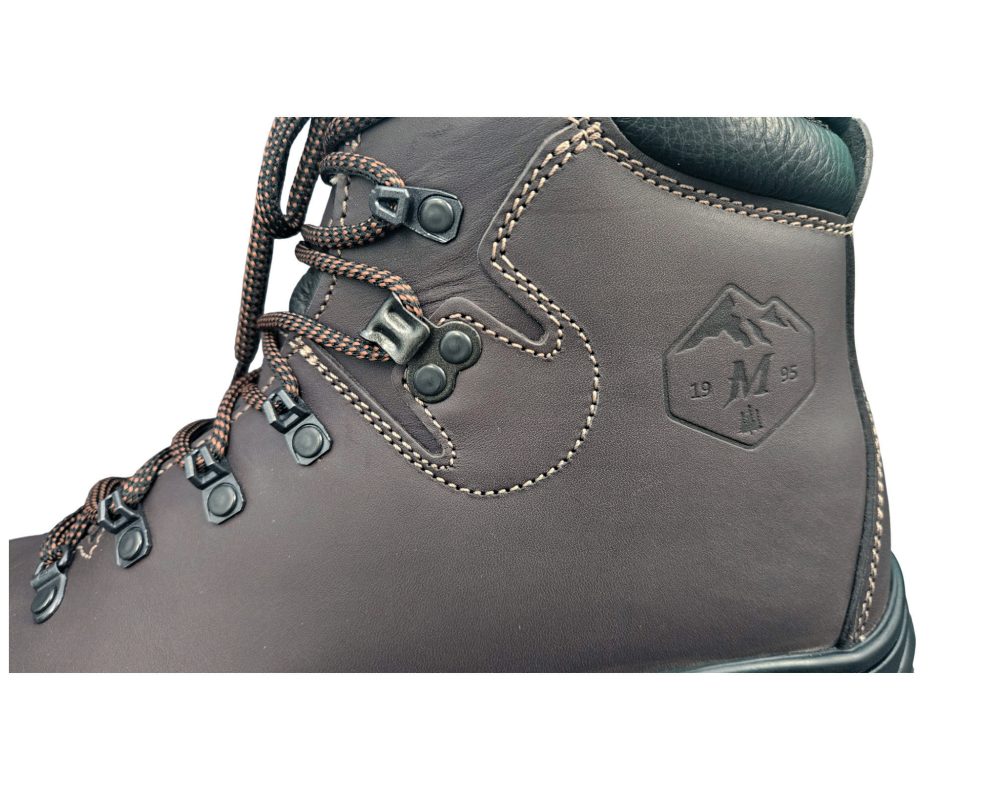 kožne čizme smeđa