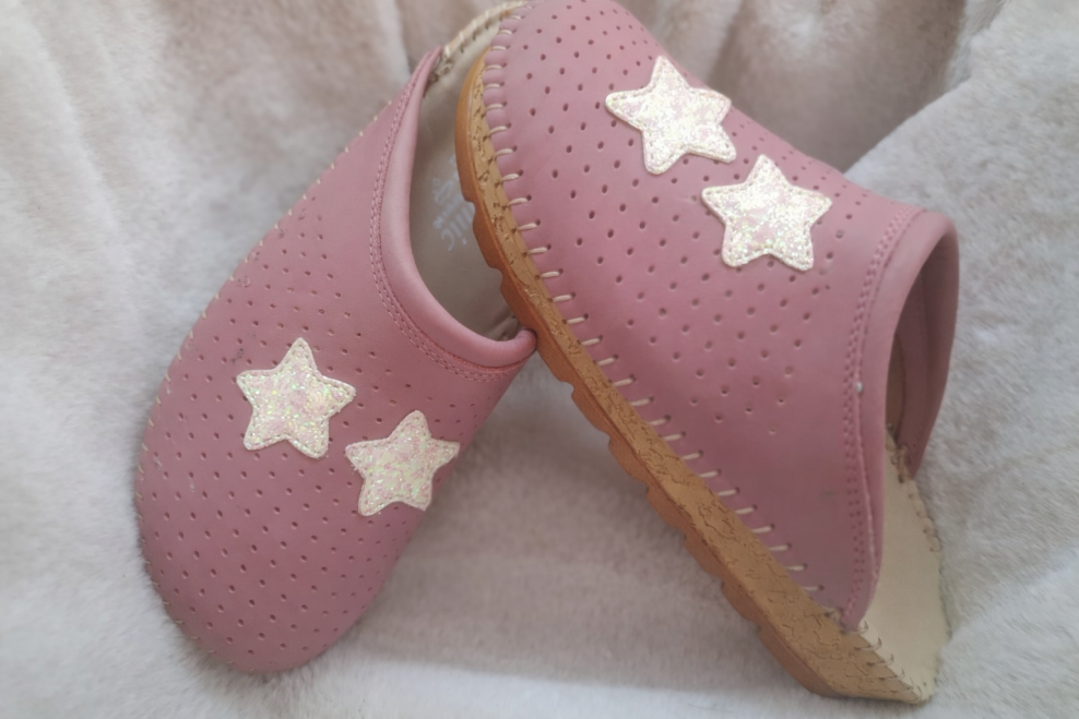 200 roza sa sjajnim zvjezdicama