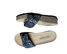 Kožne natikače, sa mekanim anatomskim gazištem , povišene (5)