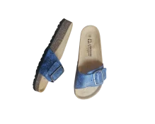 detalj uzorka metalik plava koza.